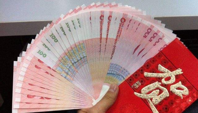 春節期間小姑子孩子滿月，我發紅包她拒收，看到信息我熱淚盈眶