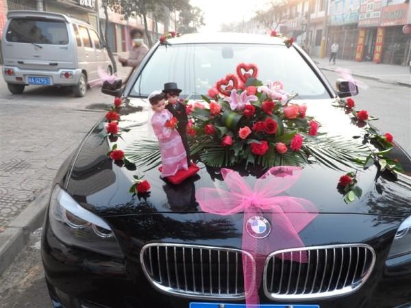 爸媽將姐嫁外地「老闆」，六年後我乘車去探望，她流下悔恨的淚水