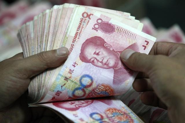 兒子過世母親獲巨額賠償，她把錢全給未過門的兒媳，兒媳舉動暖心