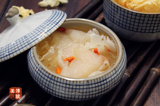 秋天多燉這8道湯，都是家常食材，每天喝一點，皮膚氣色悄悄變好！