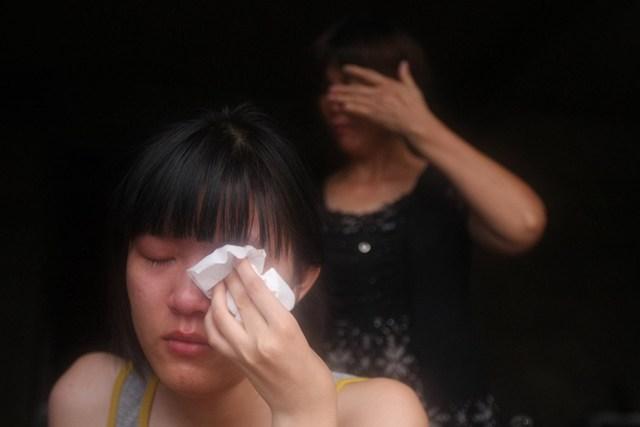 女孩高考622分無錢上學，親生母親來認親，女孩寧願打工也不相認