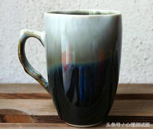 心理測試：你覺得哪個水杯裡有水？測出你到底有多聰明？ 