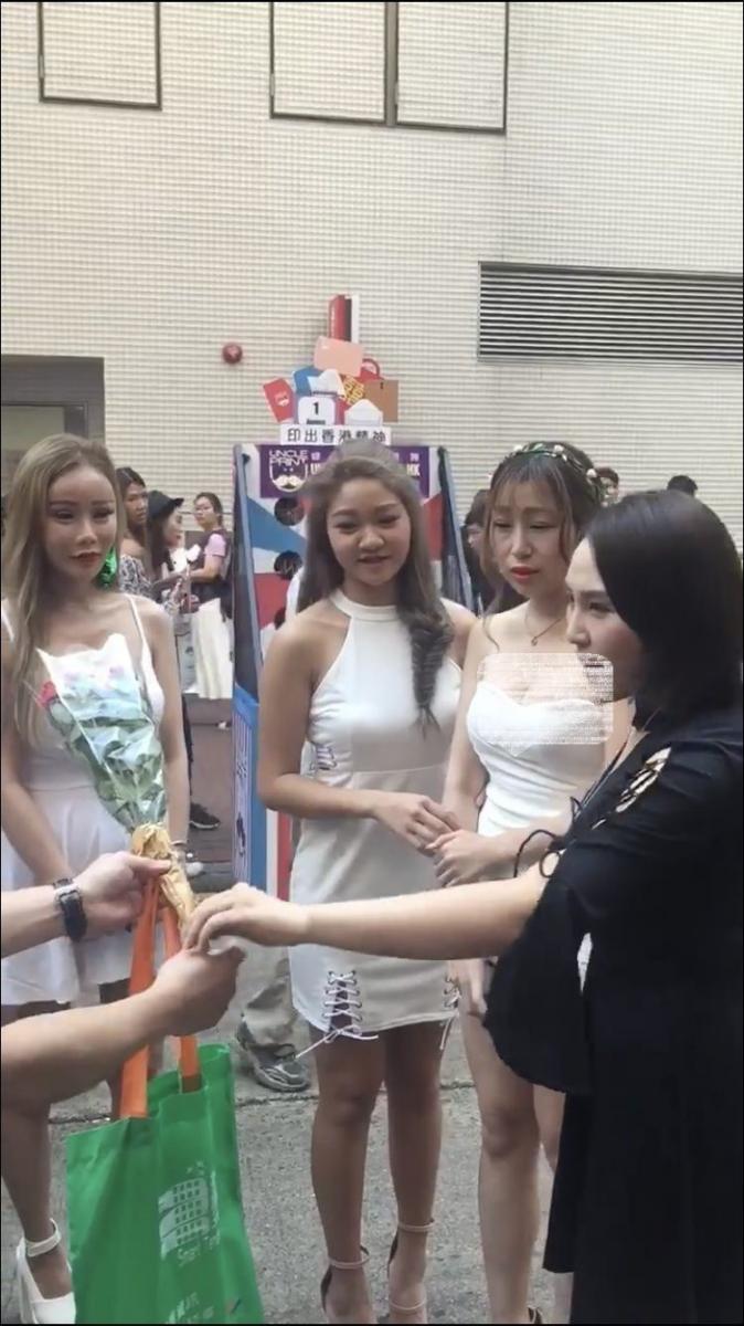 大叔求婚小模…遭嗆「先交出豪宅」！影片流出 網全驚嚇：本人長這樣？(16P+影) 