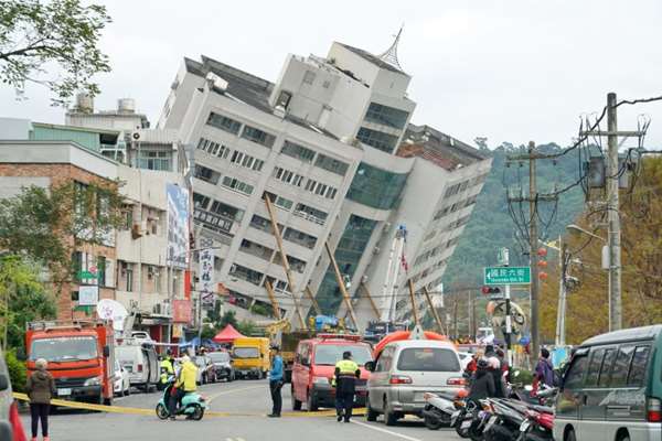 半夜睡覺遇「強震」怎麼辦？專家建議，只要房間做到「這幾點」，「躺在床上」就安全了！ 