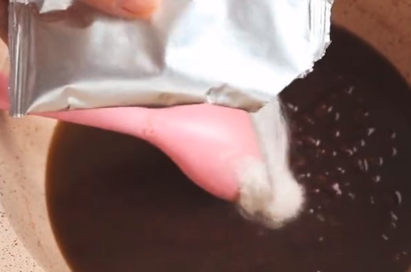 紅豆不用煮粥喝了，簡單3步做出小甜點，過節拿來招待客人，面子十足！