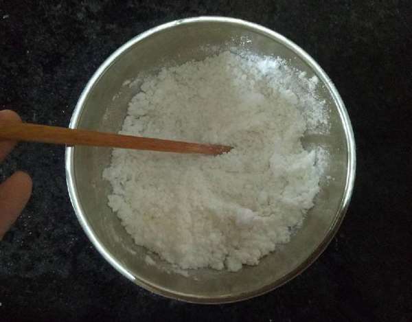 家裡「小強」趴趴造！用「這兩種粉」來殺蟑，滅蟑效果絕對比「用藥」還要強上100倍！ 