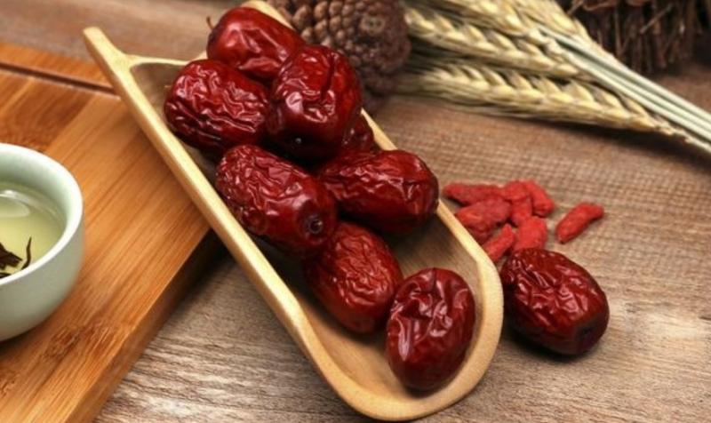 3個時間吃紅棗，危險增加「好幾倍」，人人都要注意！ 