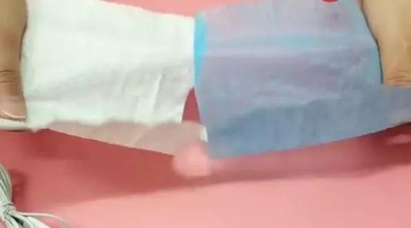 戴過的「一次性口罩」別急著丟！聰明媽媽「塞進馬桶水缸」後...3個月沒刷馬桶也不臭！