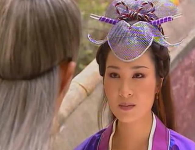 她是台灣女演員卻漸漸被遺忘，44歲終於嫁給了「他」，如今48歲幸福美滿卻仍無子！
