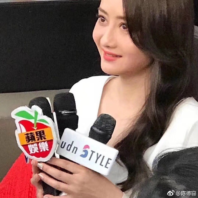 44歲瓊瑤女郎陳德容近照曝光：身材臃腫發胖 談生育順其自然!