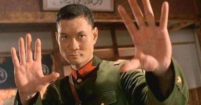 洪金寶打不過他，楊麗菁被他踢休克，如今60歲「麒麟臂」相當搶眼！