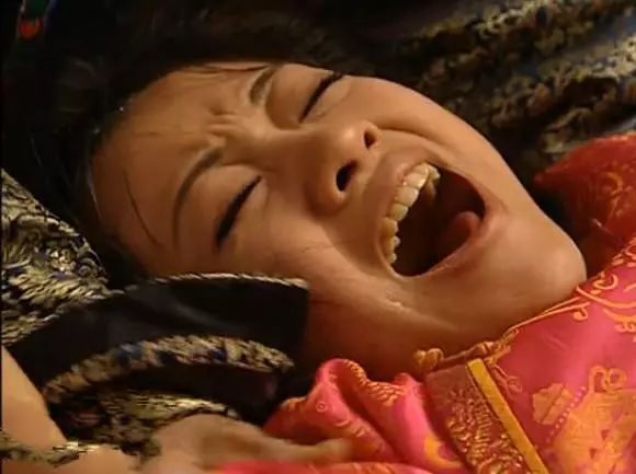 女星生孩子表情，楊冪享受，楊穎搞笑，圖4實在太真實！