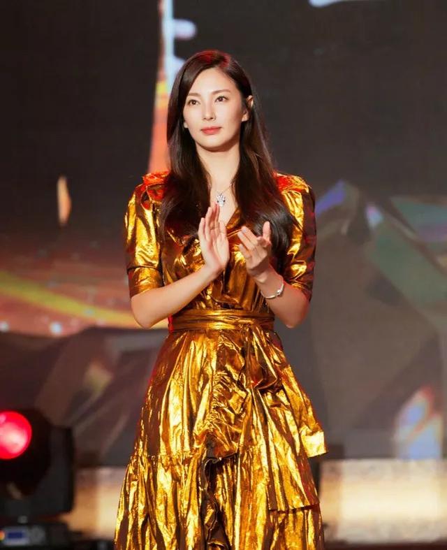 明星一旦離開了PS之後，你會發現原來娛樂圈有這麼多「照騙」！