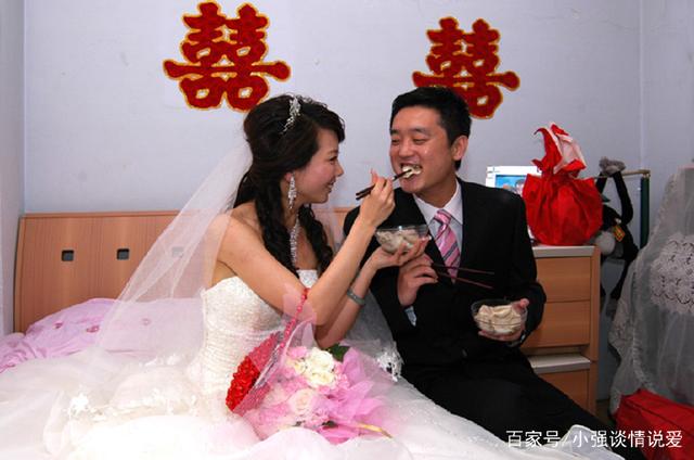 當了5年上門女婿，我非常孝順岳父母，母親過來後妻子讓睡地板