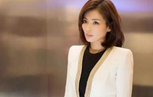 繼女和婆婆鬧矛盾離家出走來我家，無意聽到她和婆婆通話，我怒了