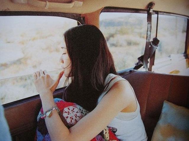 我連生2個女兒遭大嫂嘲笑，偷聽她打電話，我讓她度日如年