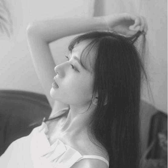 微信最近很火的句子：因為你太懂事，所以總受委屈