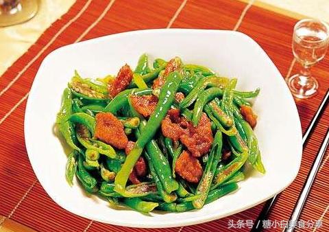 炒肉的時候不要直接下鍋，多加這一步，炒出來的肉香又嫩還入味！