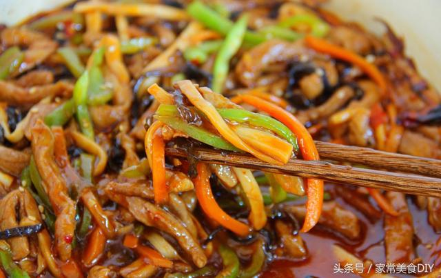 魚香肉絲這樣做實在好吃，肉絲滑嫩，口感層次豐富，超級下飯
