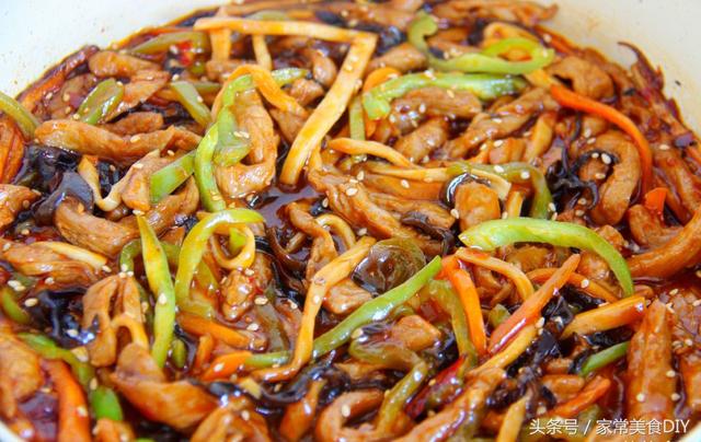 魚香肉絲這樣做實在好吃，肉絲滑嫩，口感層次豐富，超級下飯