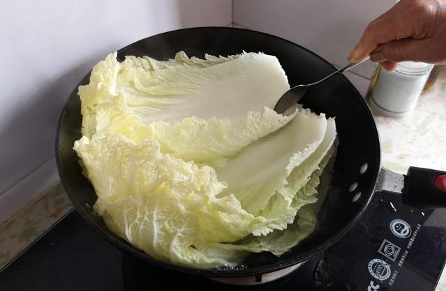 愛吃大白菜的收藏了，飯店都吃不到的新做法，簡單營養又美味