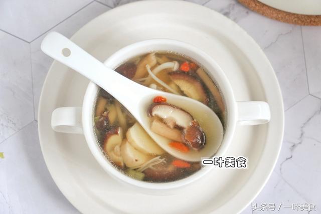 8道家美味養生湯，秋季乾燥多喝滋潤，營養健康還很好喝！