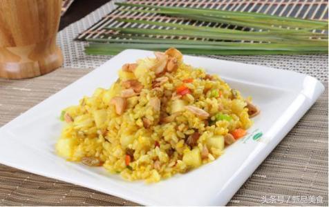 《揚州炒飯》《臘腸炒飯》《海鮮炒飯》《香菇炒飯》19種炒飯做法