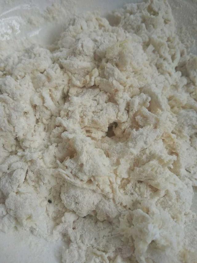 教你做迷你小油條，不揉不捏，金黃酥脆，蓬鬆飄香，鍋再小都能炸 