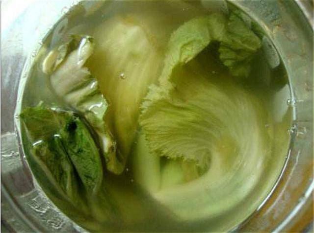 腌酸菜的「土方法」，教你一招，好吃不壞，包你吃了還想吃 