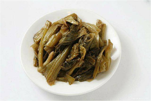 腌酸菜的「土方法」，教你一招，好吃不壞，包你吃了還想吃 