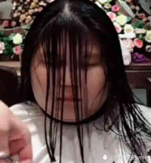 抖音「大餅臉」妹子火了，理髮師一剪刀下去，網友：眼已瞎！