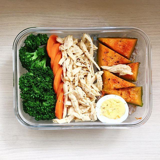 【誰說減肥需要節食？30個讓您愛上的減肥食譜，月甩8公斤！】