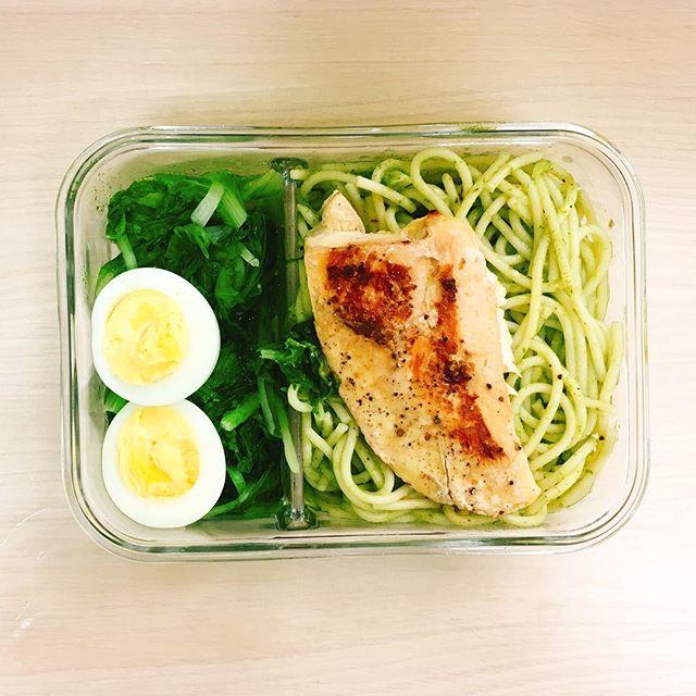 【誰說減肥需要節食？30個讓您愛上的減肥食譜，月甩8公斤！】