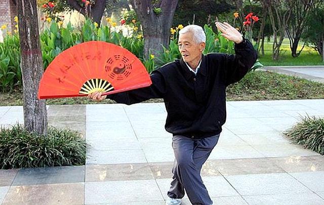 經常犯胃病 記住5個字，多吃2種菜 修復胃黏膜 減少幽門螺桿菌
