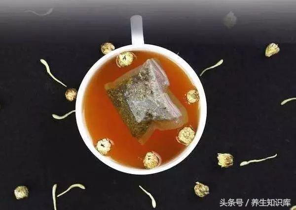 肝不好，遠離「三物」，多吃「四綠」，做好五件事，肝會慢慢變好