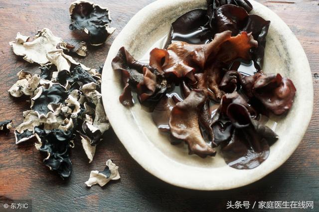 吃黑木耳為何會中毒？醫生：只怪有人漏做了這一件事