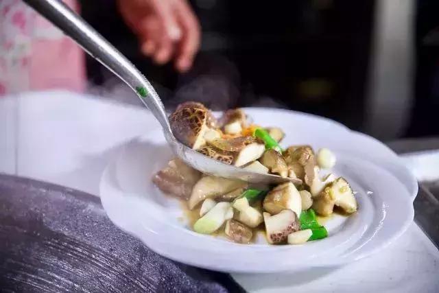 黏液多的食物更養人，常吃這5種，降血脂、抗衰老、增強免疫力