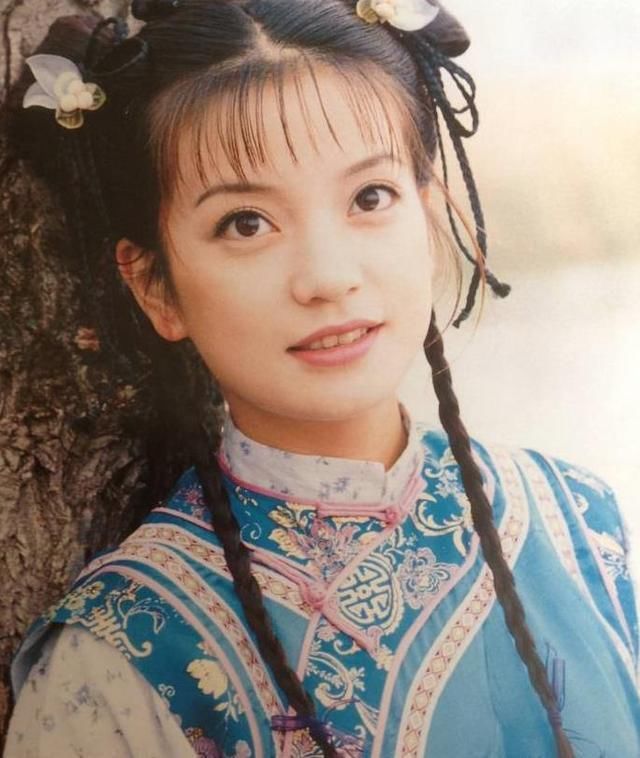 13年前他當眾扇趙薇巴掌，43歲單身生活淒慘，趙薇：還好沒嫁給他！