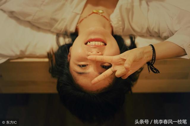 我和他離婚後，前夫的情人對我說：給你十萬元，請你們復婚吧