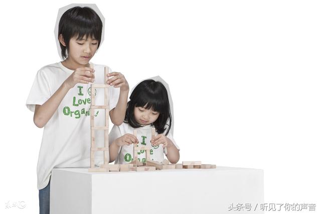 哥哥去世大嫂立馬就嫁了人， 鄰居的一席話 ，我跑去向大嫂磕了頭。。。