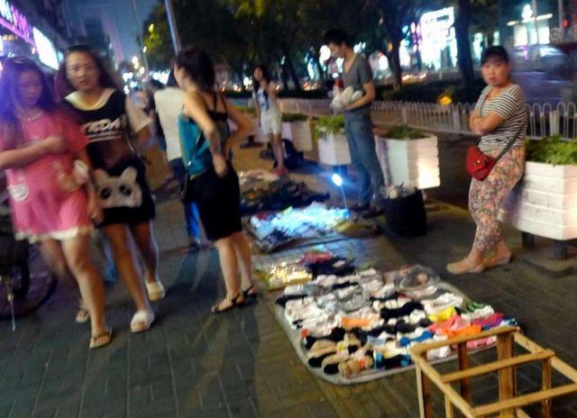 結婚婆家給十五萬彩禮，無意看到小姑子朋友圈，我將彩禮如數退還