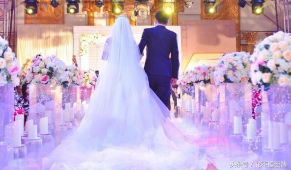 婆婆住院，女子轉帳八千塊錢，看到一條撤回的信息，她決定離婚