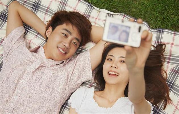 結婚你家沒給彩禮，我爸買的房子，你要接你媽來住？你覺得可能嗎