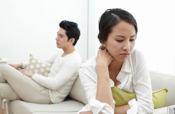 結婚你家沒給彩禮，我爸買的房子，你要接你媽來住？你覺得可能嗎