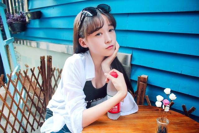 婆婆生病，我拿一萬，看到小姑子撤回的一條信息，我決定再出五萬