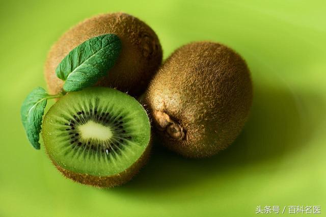 這些食物是「祛斑明星」！老年斑、雀斑、黃褐斑統統拿下！