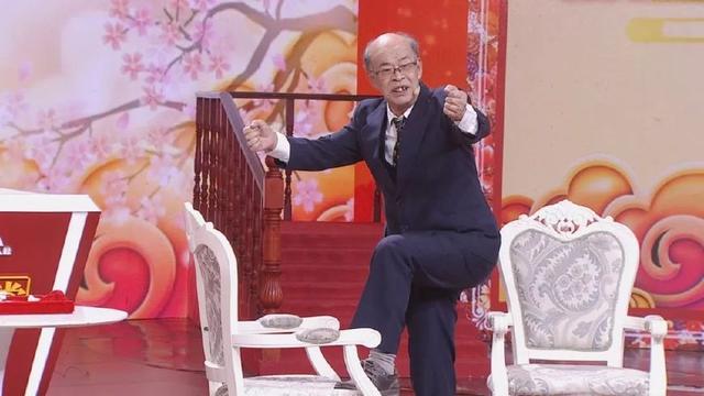 這種睡姿易傷腰，三個動作，每天在家做一做，告別腰腿痛！