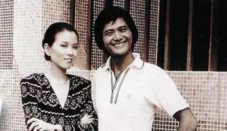 結婚32年恩愛如初！周潤發「曾對妻子說不會結婚」 如今兩人相知相惜一路走來：牽手共度平淡的餘生