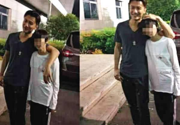 謝霆鋒返港看望兒子，罕見曬出和長子合照，網友猜測照相的是柏芝