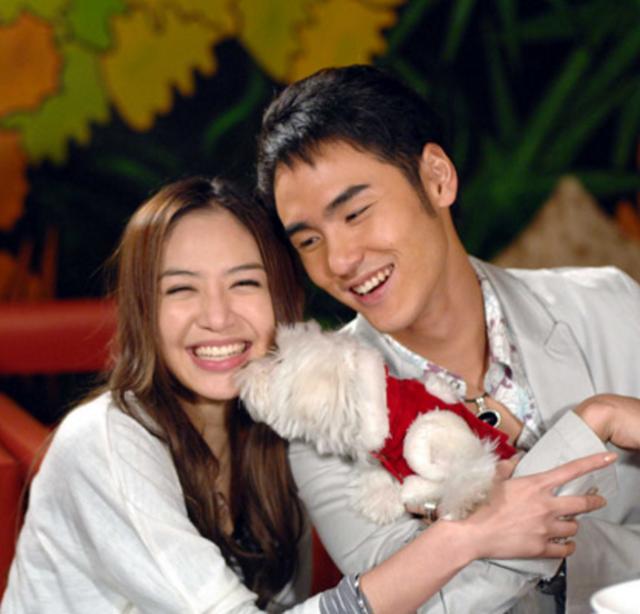因出演《命中注定我愛你》走紅，34歲成未婚媽媽，今美貌不輸安以軒，氣質趕超陳喬恩！